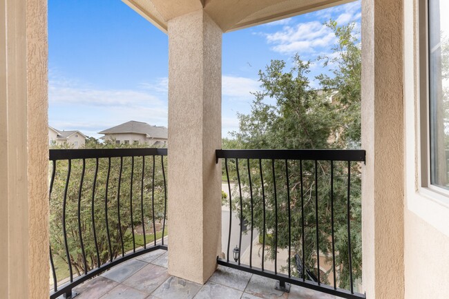 Building Photo - 7922 Stoneyway Dr
