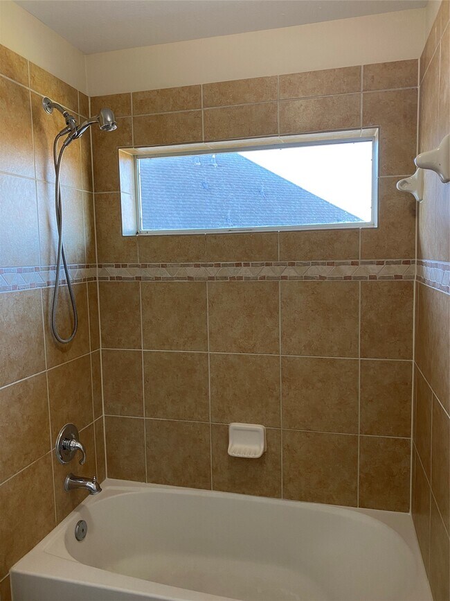 Building Photo - 10930 Reston Point Dr