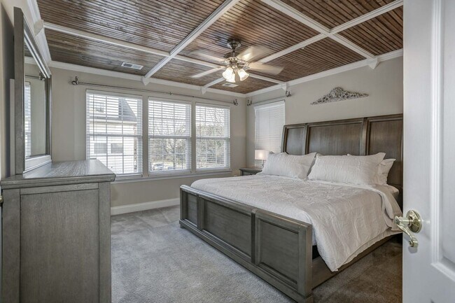 Building Photo - BEAUTIFUL 4 LEVEL TOWNHOME IN GERMANTOWN. 4 BEDROOM, 4.5 BATHS