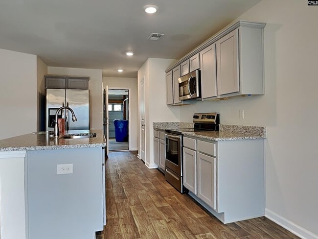 Building Photo - 59 Blue Fescue Way