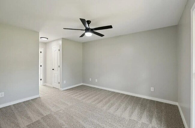 Building Photo - 2438 Sowell Mill Pike