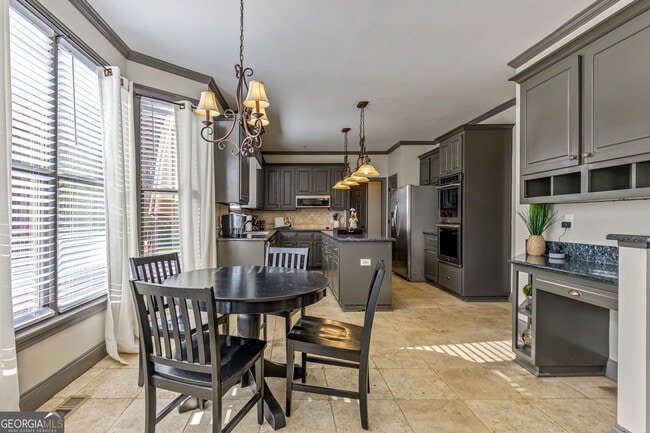 Building Photo - 10 Bridlewood Ct