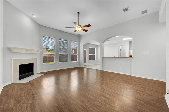 Building Photo - 208 Del Cano Dr