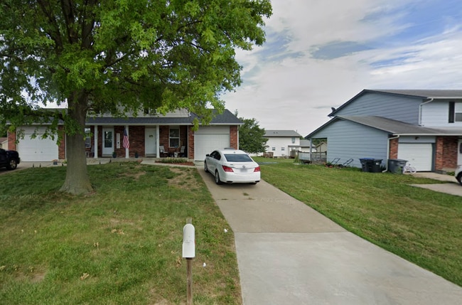 Primary Photo - 1042 St Matthew Ave