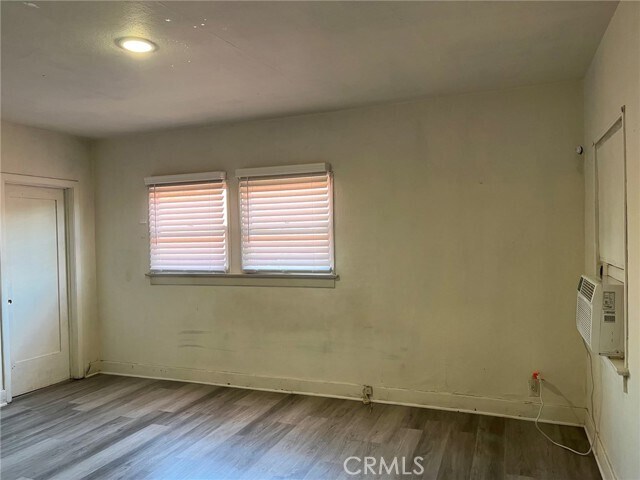 Building Photo - 404 N 7th St