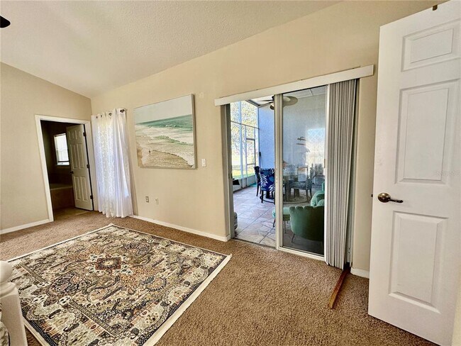 Building Photo - 1947 Fairway Loop