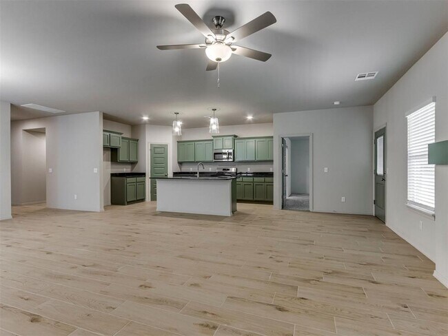 Building Photo - 10645 SW 18th St