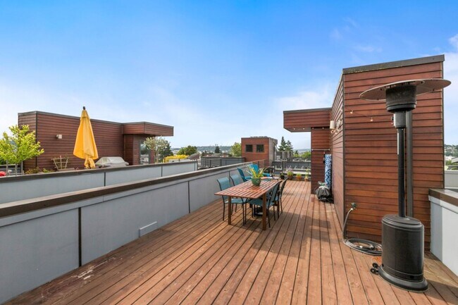 Building Photo - 3Bd/3Ba Seattle Townhome