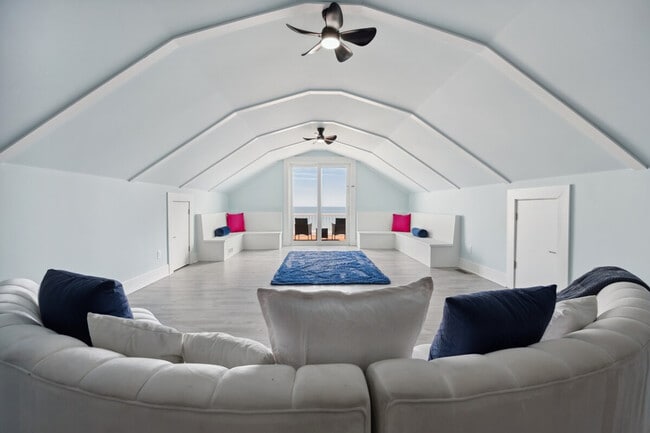 Building Photo - 509 Debordieu Blvd