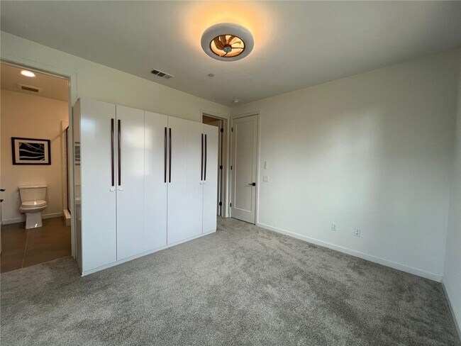 Building Photo - 772 Francesca Dr