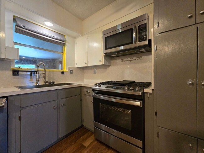 Building Photo - COMING SOON!