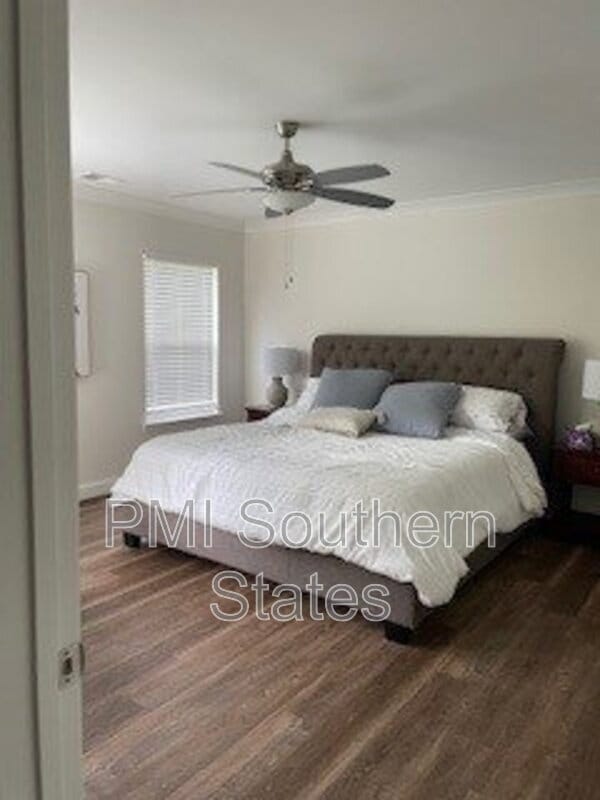 Building Photo - 401 Albus Dr