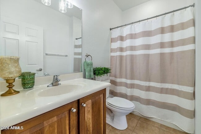 Building Photo - 1634 W Owens Way