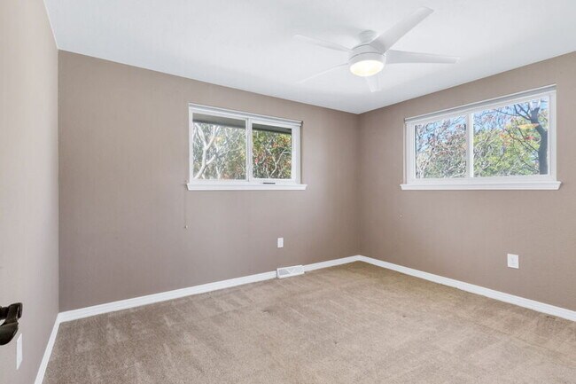 Building Photo - 7085 W 71st Ave