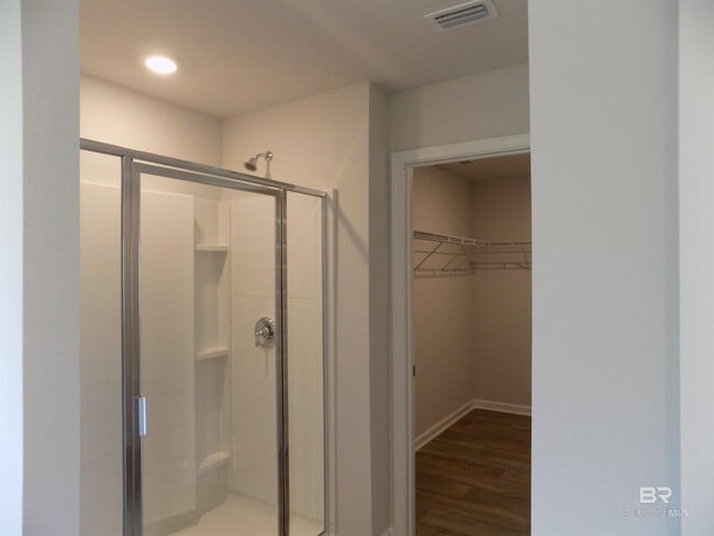 Building Photo - 10402 Ruffian Rte