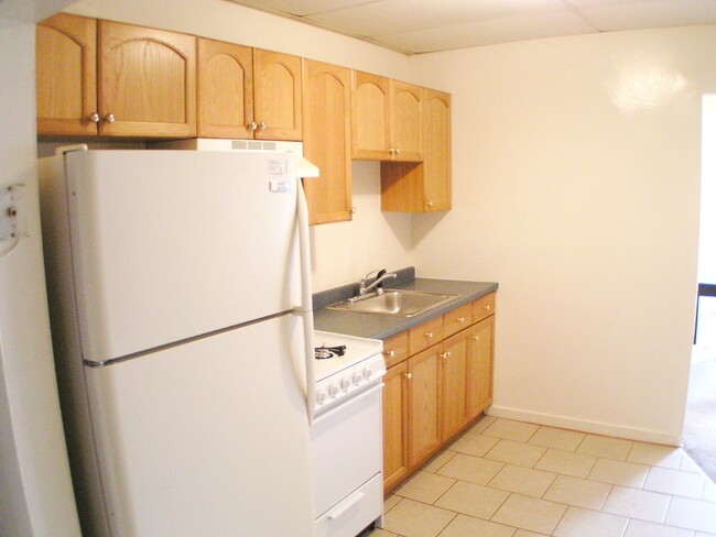 Building Photo - Renovated Two Bedroom in historic building