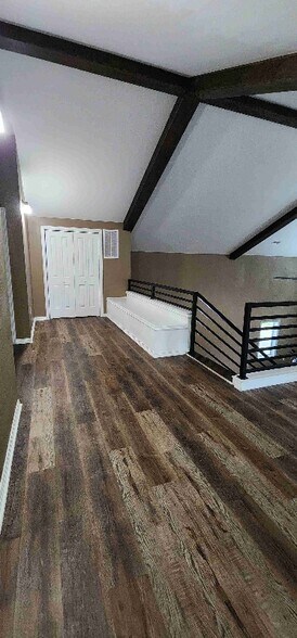 Building Photo - 6835 Purvis Ln