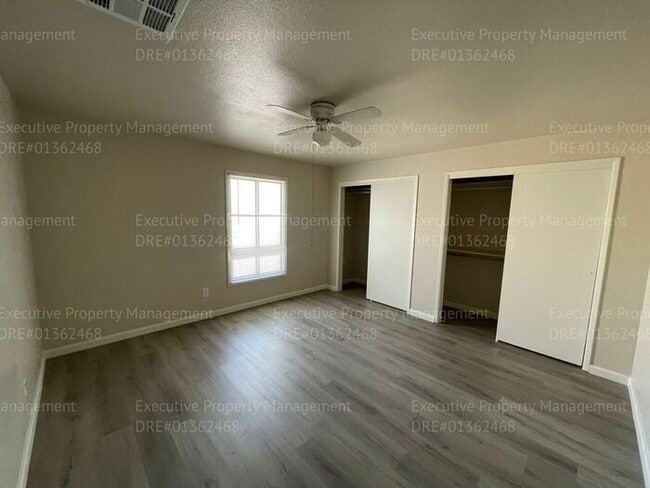 Building Photo - 3 bedroom/ 1 bathroom house located near Airport Dr/ Norris Rd