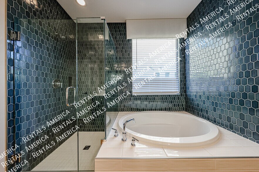 Building Photo - 1400 Flintlock Dr