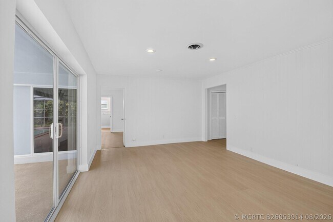 Building Photo - 1301 SW 8th St