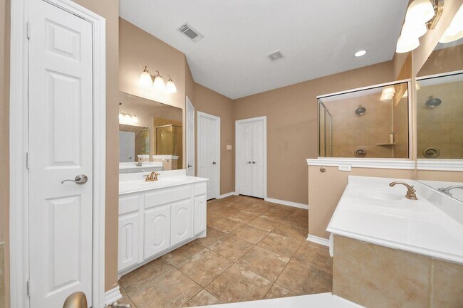 Building Photo - 706 River Delta Ln