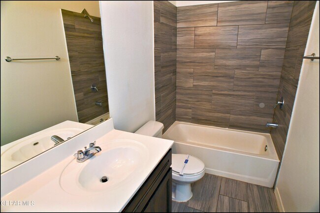 Building Photo - 781 Croxdale St