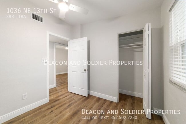 Building Photo - 1036 NE 13th St