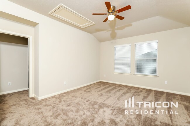 Building Photo - 5824 Zoey Wy