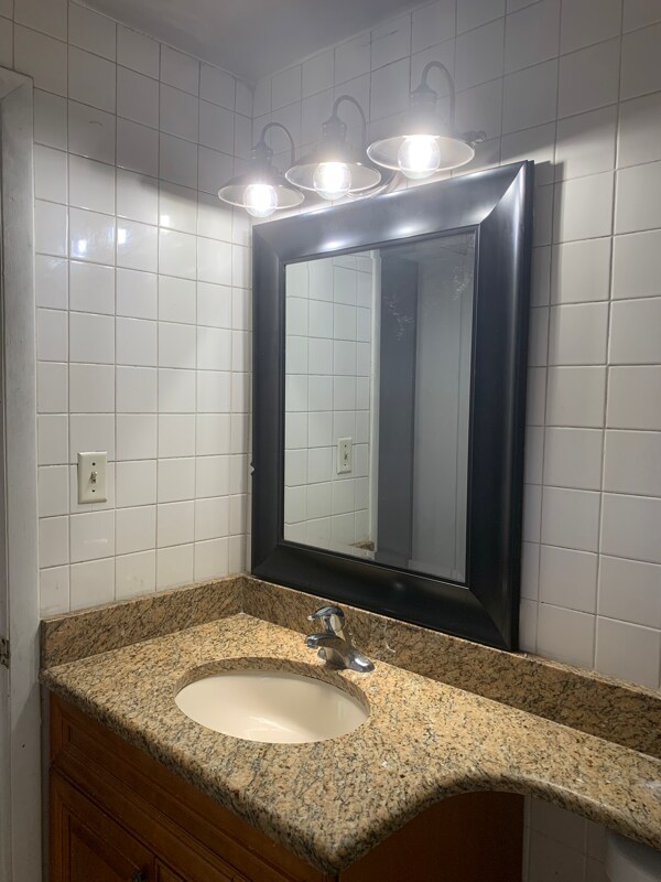 Building Photo - 775 Snead Cir