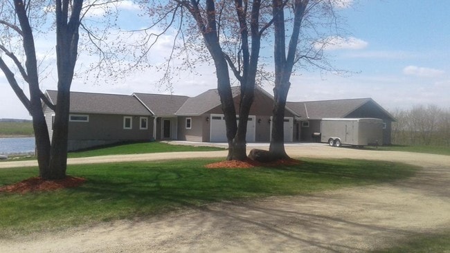 Primary Photo - 2533 Hwy 64 #B