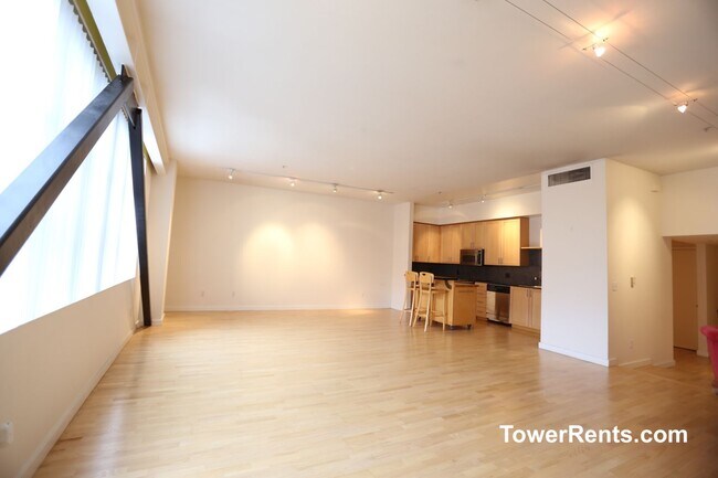 Building Photo - 1200 65th St