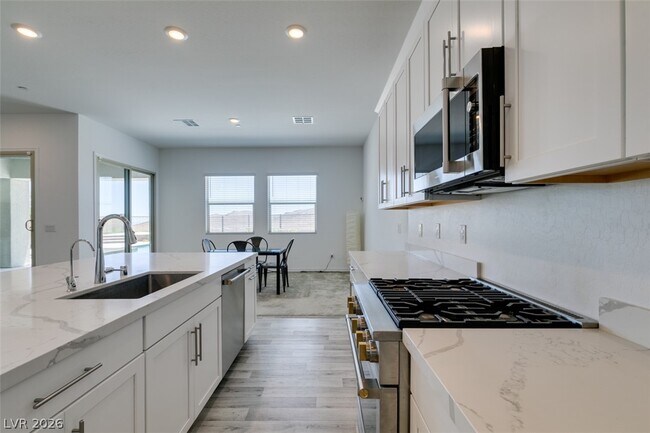Building Photo - 988 Edinburgh Flds Ct