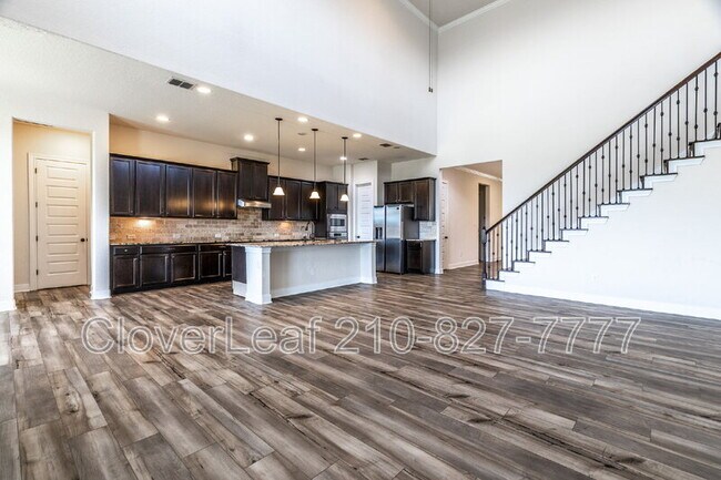 Building Photo - 908 Sussex Cove