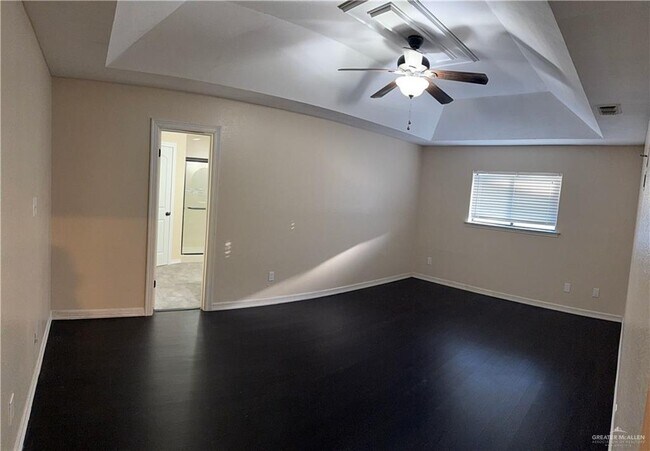 Building Photo - 14 Blue Ridge Dr