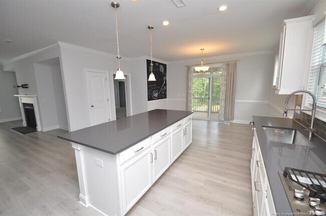 Building Photo - 8508 Secreto Dr