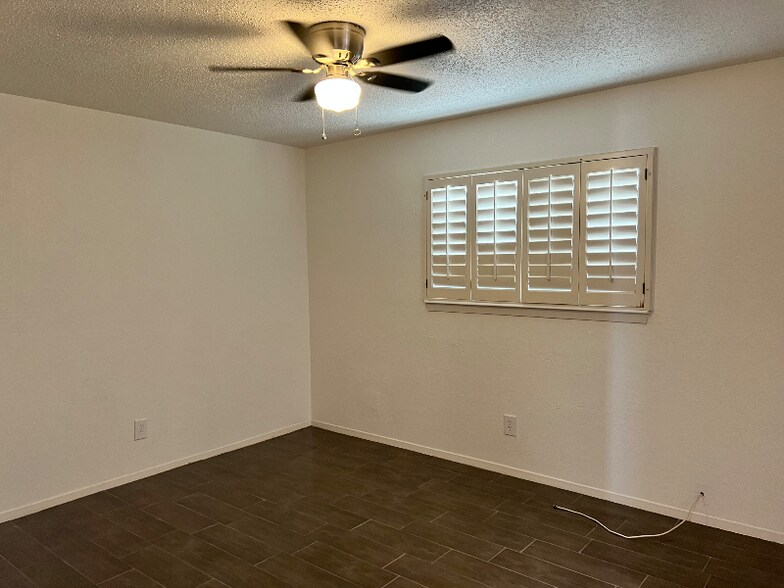 Building Photo - 10434 Seawood Dr