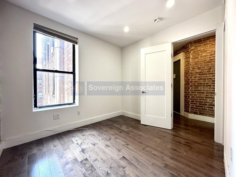 Building Photo - 4 St Nicholas Terrace