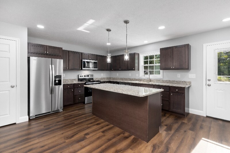 Building Photo - 1020 Ivanhoe Ave