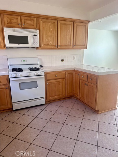 Building Photo - 2617 Rockefeller Ln