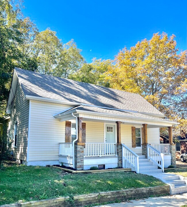 Primary Photo - 113 N Patterson St