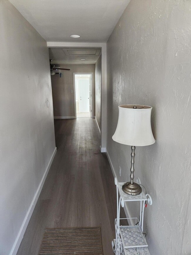 Building Photo - 65 W 34th St