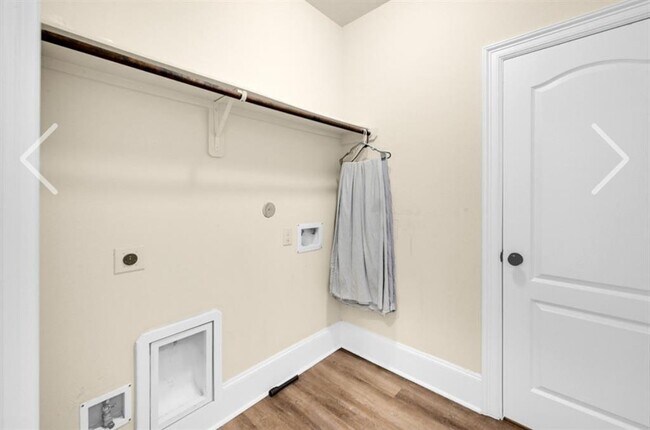 Building Photo - 9930 Pennymill Dr