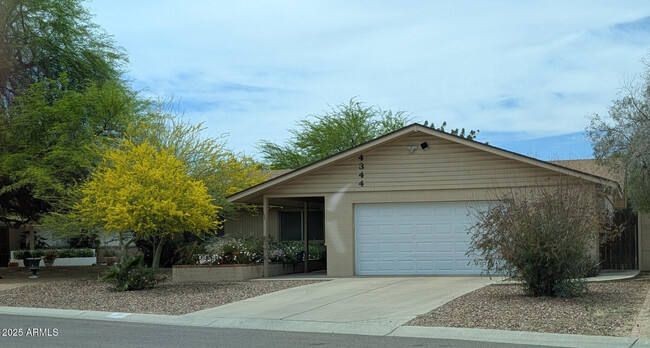 Building Photo - 4344 W Sandra Cir
