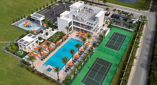 Building Photo - 10501 NW 66th St