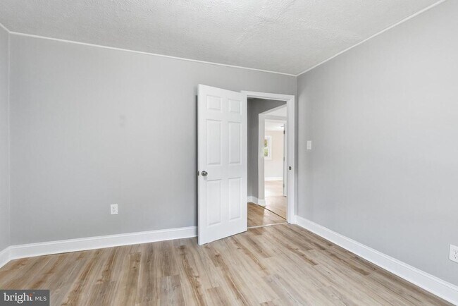 Building Photo - 48925 Chisleytown Rd