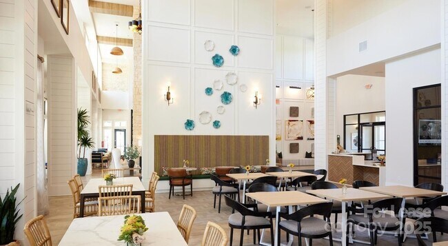 Building Photo - 4101 Glenloch Cir