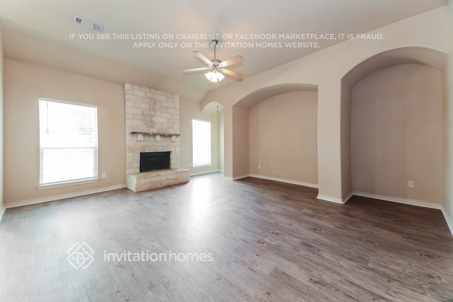 Building Photo - 1147 Clairemont Ln