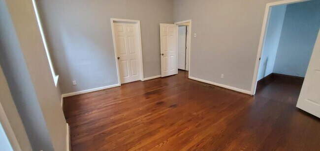 Building Photo - 4135 S Compton Ave