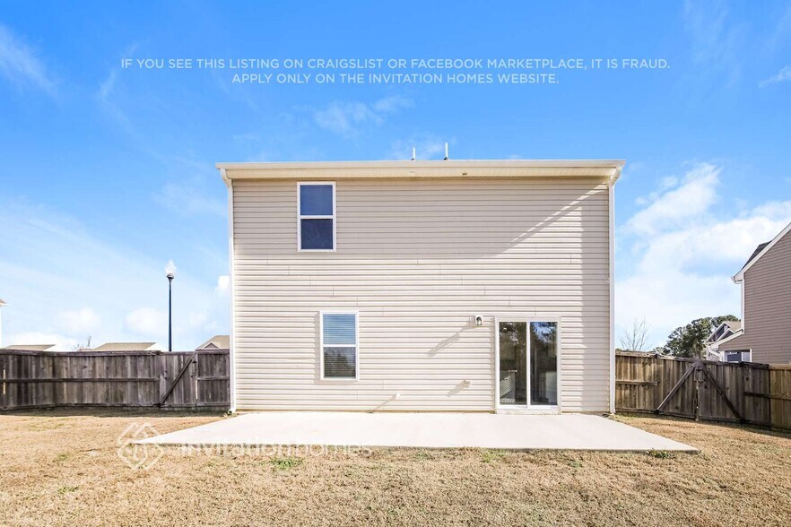 Building Photo - 860 Avery Pond Dr