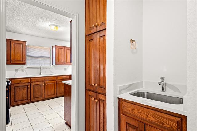 Building Photo - 4845 Barberry Dr